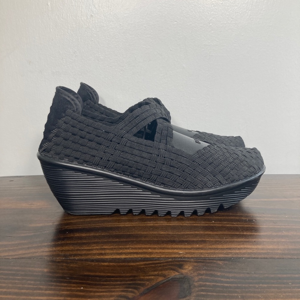 Bernie Mev Black Slip On Mid Wedge Heels Womens Size EU 39 US 9.5